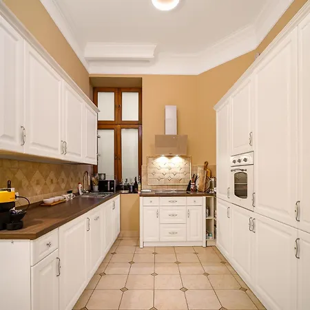 Number Seven Apartman Temesvár